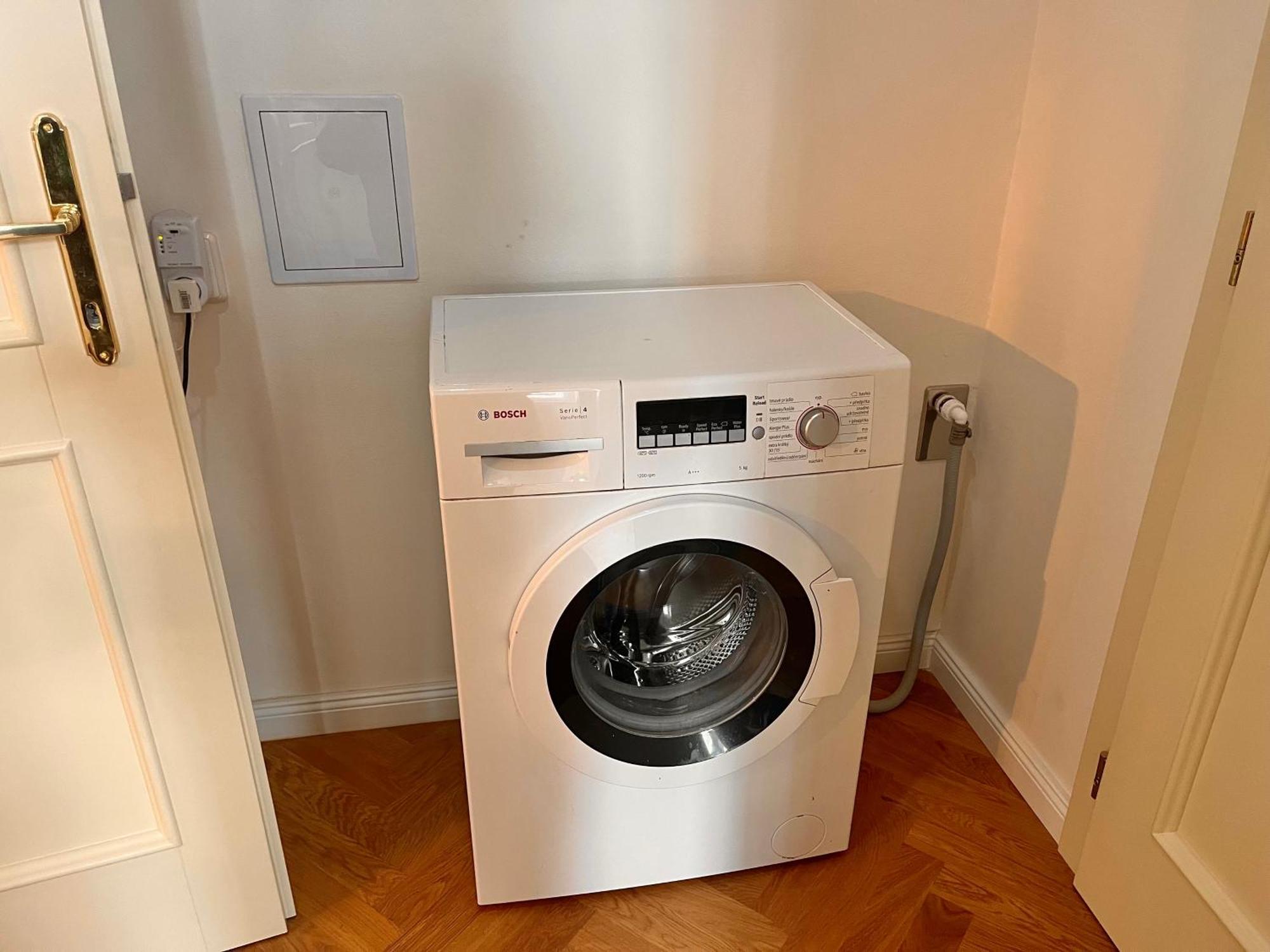 Apartment Riverbridge Prag